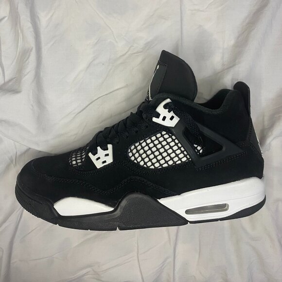 Jordan 4\'s White Thunder 2024 Release Size 7Y main image 14